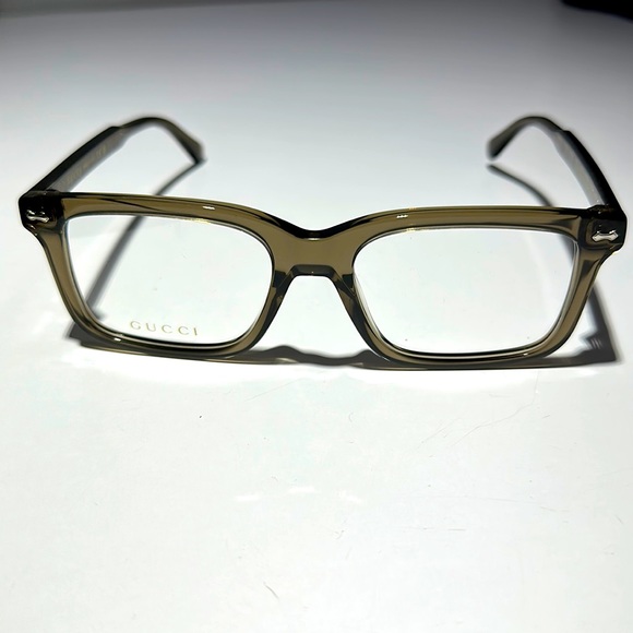 Brand new Gucci Eyeglasses. GG0914O 002 54-18-145